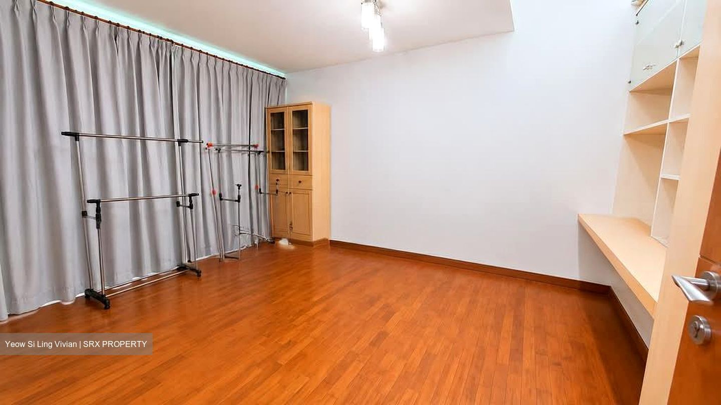 Chuan Loft (D19), Terrace #575940311